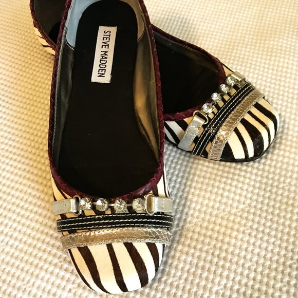 Steve Madden Zebra Jeweled Flats Lined with purple snakeskin Leather size: 6 1/2 - Picture 1 of 7